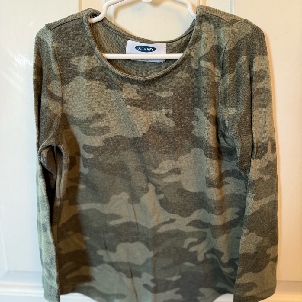 Old Navy Camouflage Tee in Green and Tan